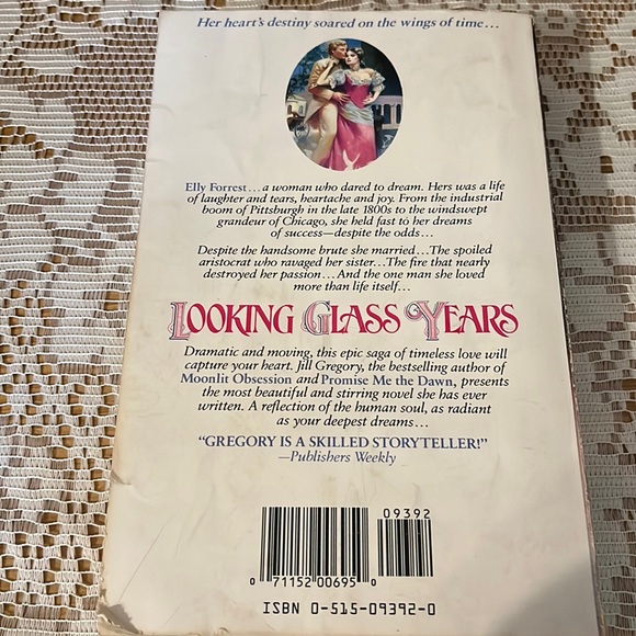 Looking Glass Years, Jill Gregory - Picture 3 of 5